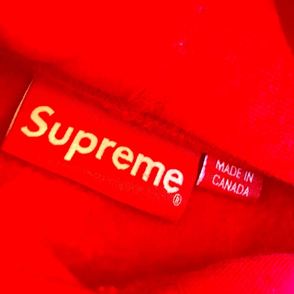 Supreme Hoodie Limited Edition 🔥 100% Authentic ✨ - Picture 4 of 5
